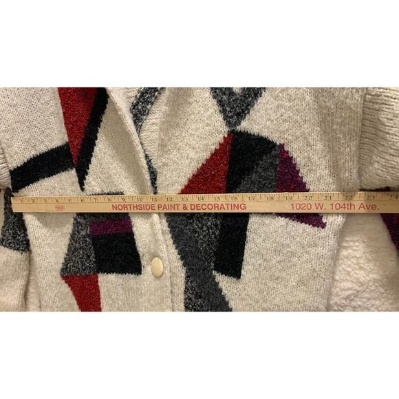 Vintage Long Cardigan with Abstract Geo Pattern Cacoon Style Small Chunky Knit - Picture 5 of 7
